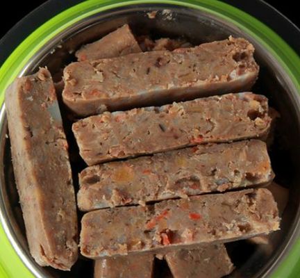 W pełni automatyczna linia do produkcji mokrej karmy dla psów 300-500 kg/h