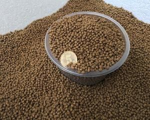 Podwójny śrubokręt 160 kg/h Ekstrudera pasz rybnej Linia produkcyjna peletek pasz zwierzęcych